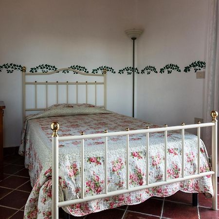 Agriturismo Il Belvedere Country Houses Massa Marittima Værelse billede